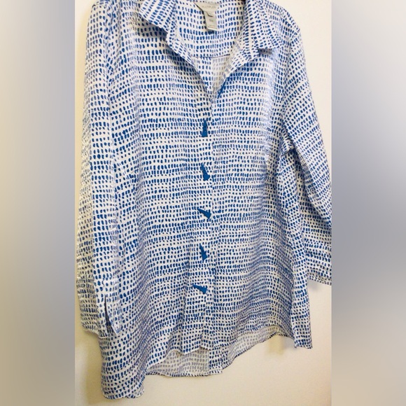 Múltiples blue white button down blouse with back button detail  XL Rayon nylon - Picture 2 of 7
